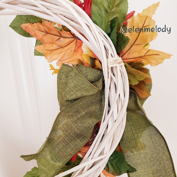 NEW Fall Handmade Wreath - Picture 7 of 7